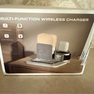 Wireless Charging Station with Alarm Clock - Gray